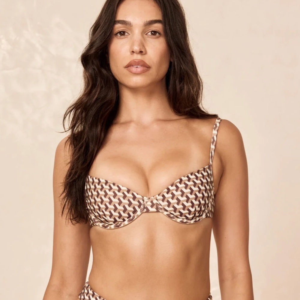 Monday Swimwear Brown Patterned Bikini Top